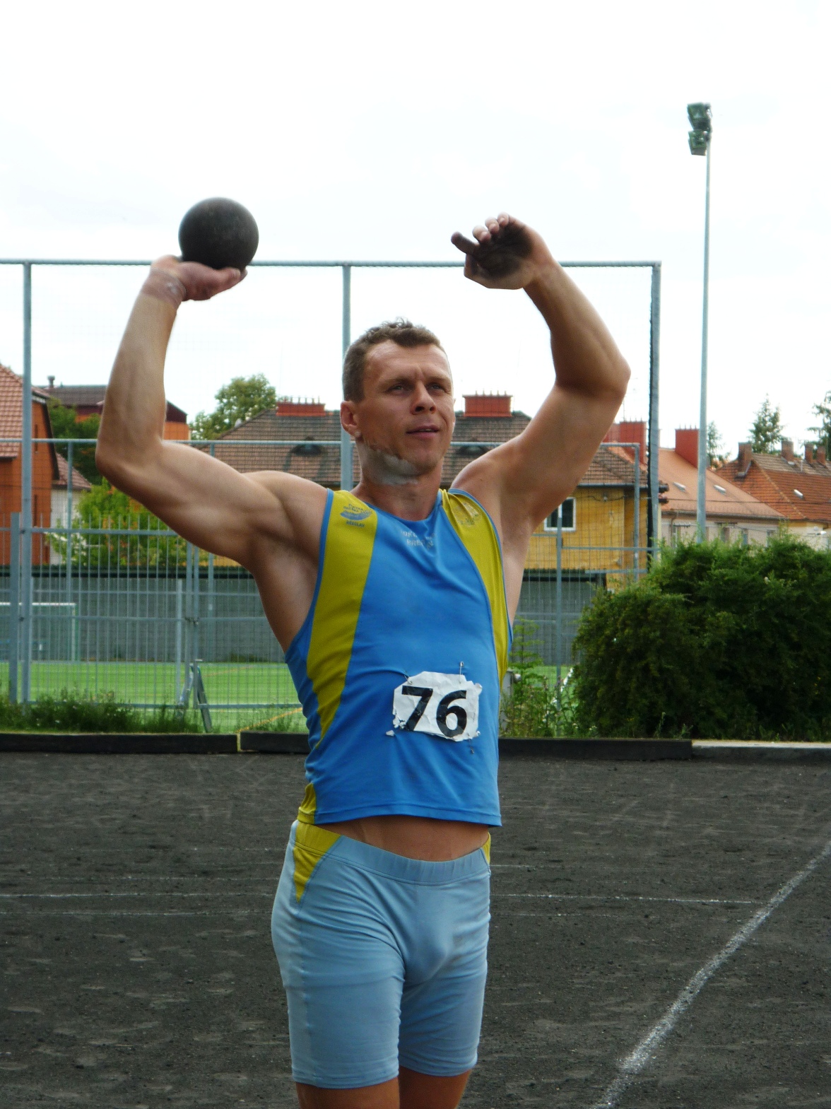 Lukáš Brenn při svém pokusu ve vrhu koulí na lize v Uherském Hradišti.