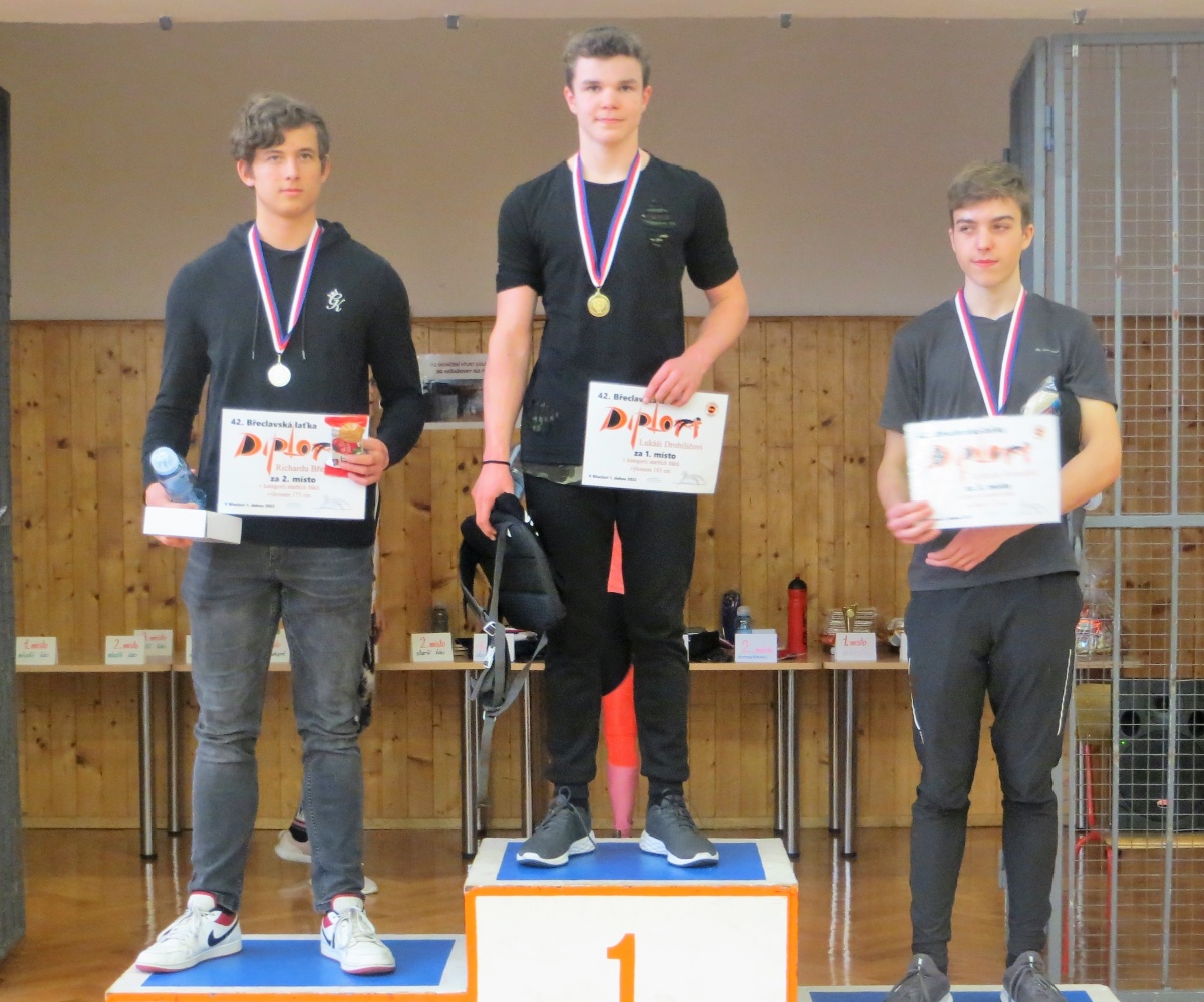 Břeclavská laťka 2022 starší žáci 1. Drobilič 2. Březovič 3. Homola