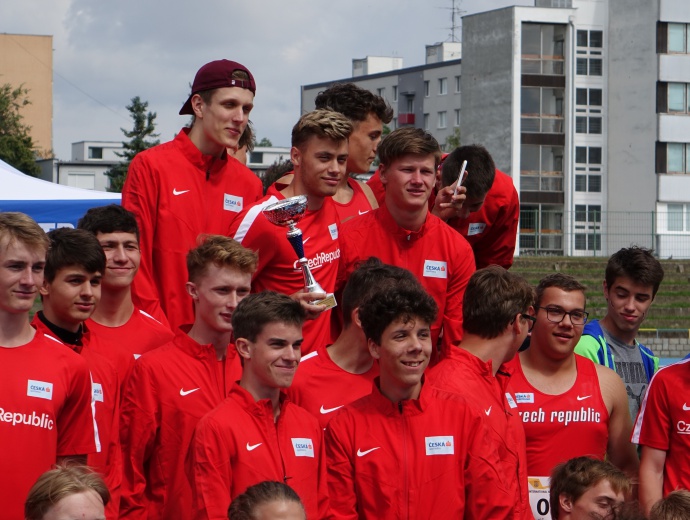 Tomáš Oberndorfer a Jakub Petrjanoš při MU dorostu v Trnavě 2019